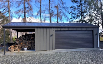 7.2 x 6.0m 2.4m stud custom double garage and carport