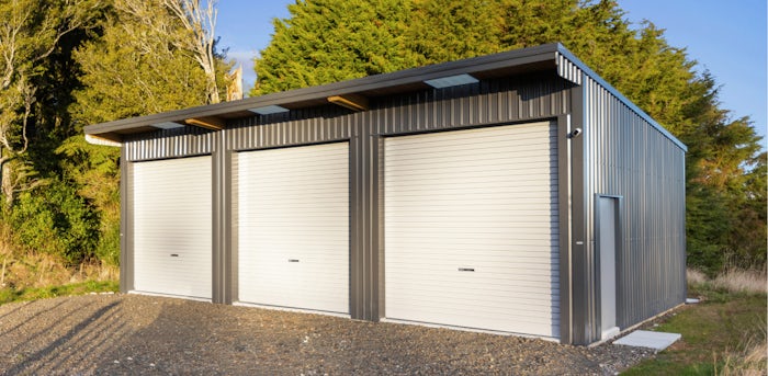 10.8m X 6m X 3.6m Three Bay Lean To 3 closed bays