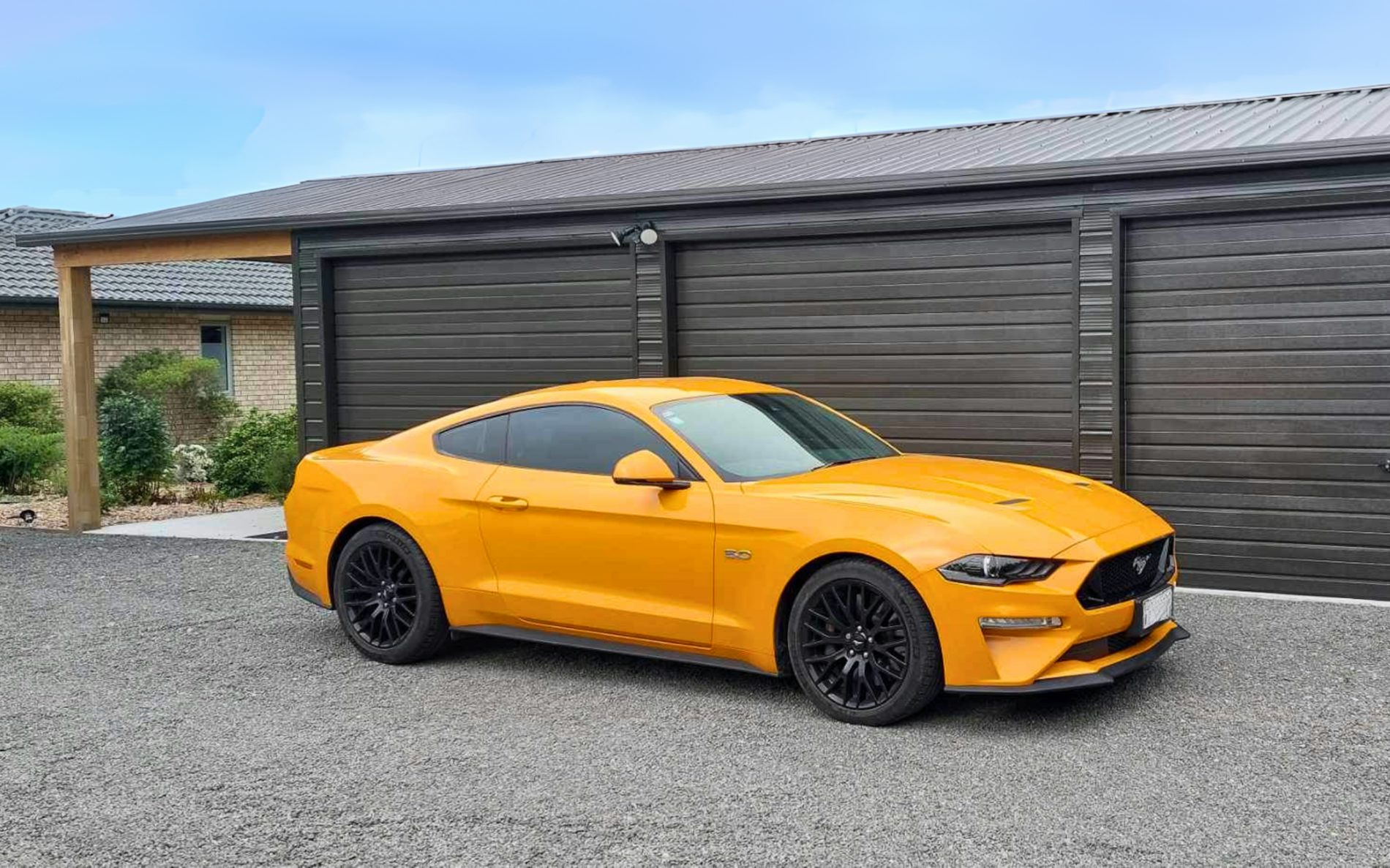 10.2m x6m x2.4m stud height triple garage and carport 