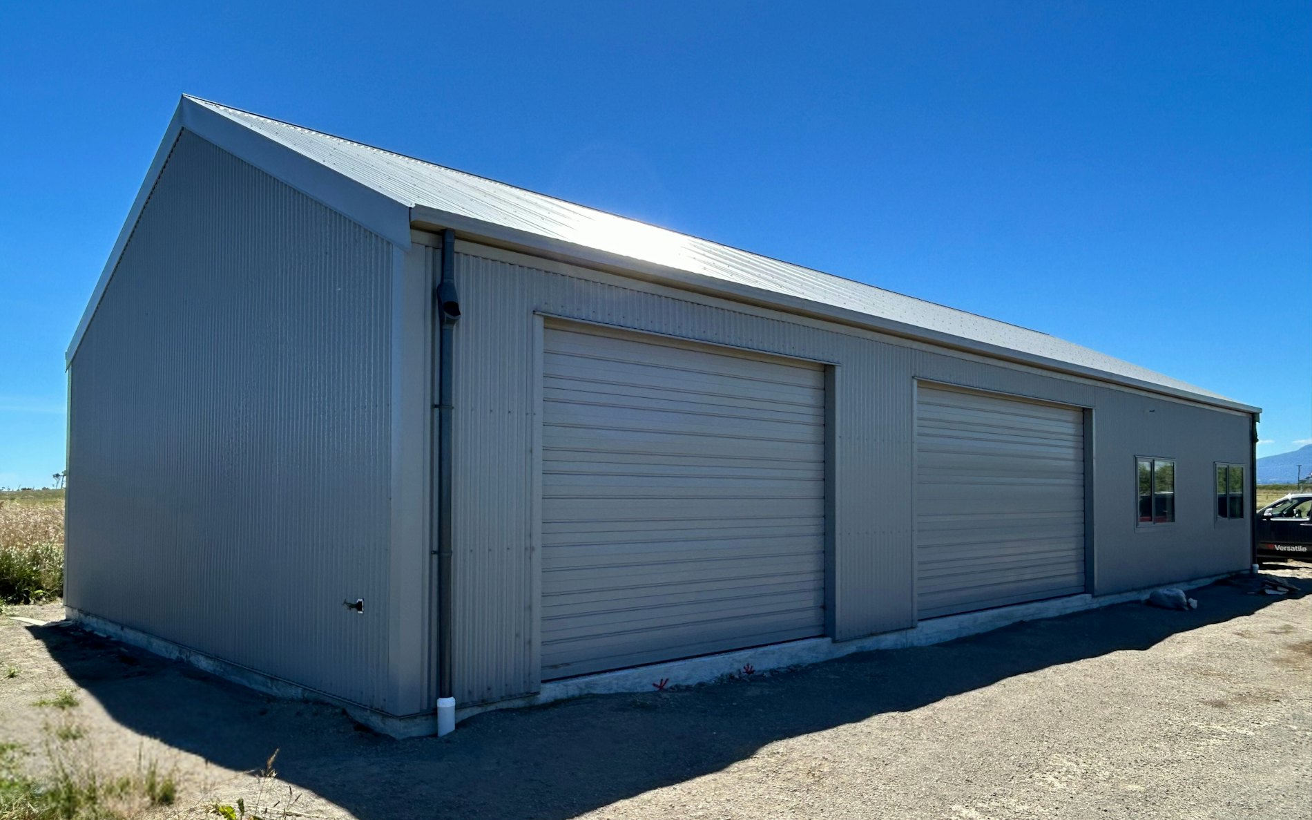 19.2m x 8.4m double garage with storage and office with ensuite 