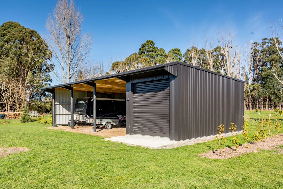 Lean-To | Farm Buildings | Versatile