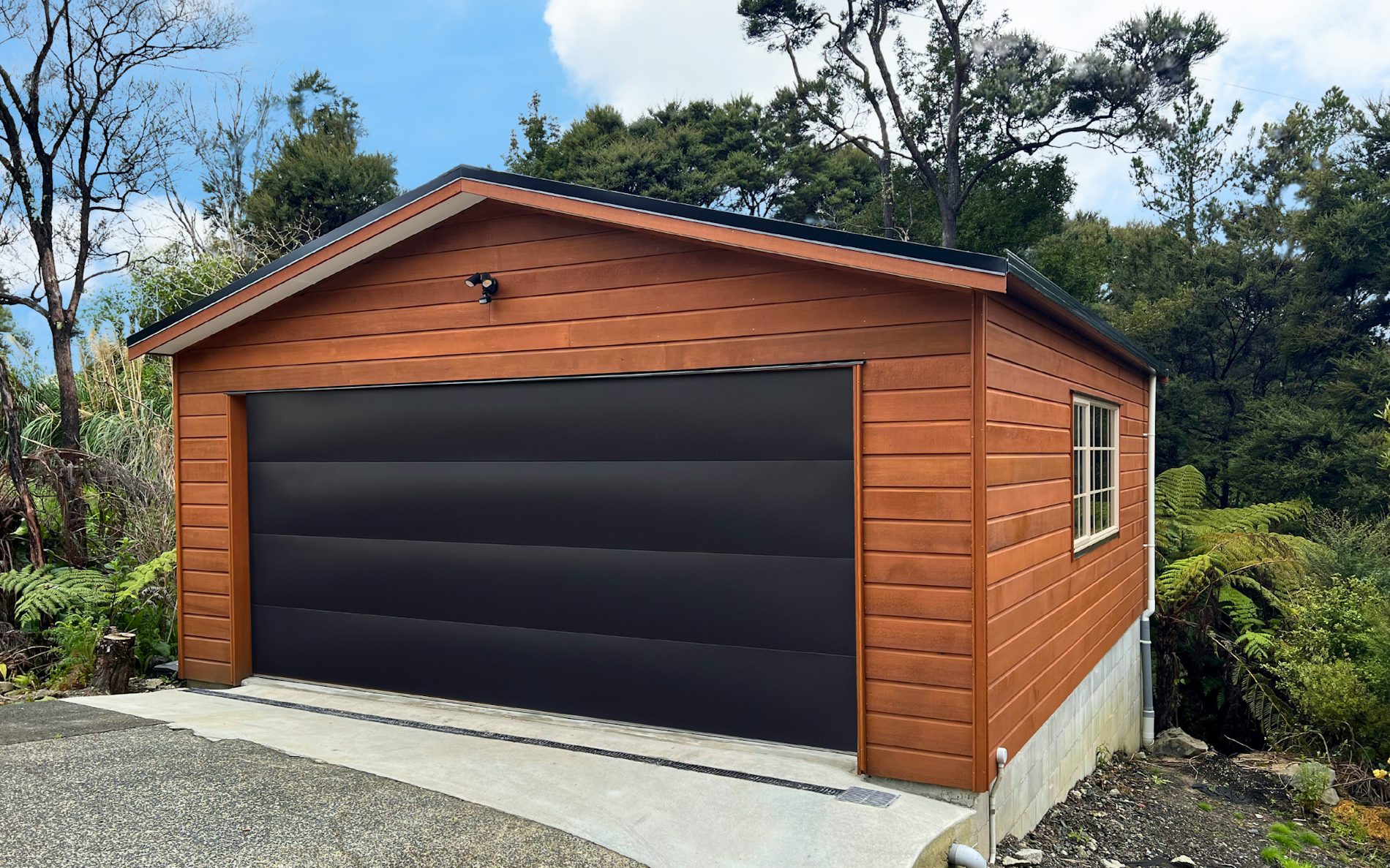 7.2mL x 6mW x 24 stud double garage