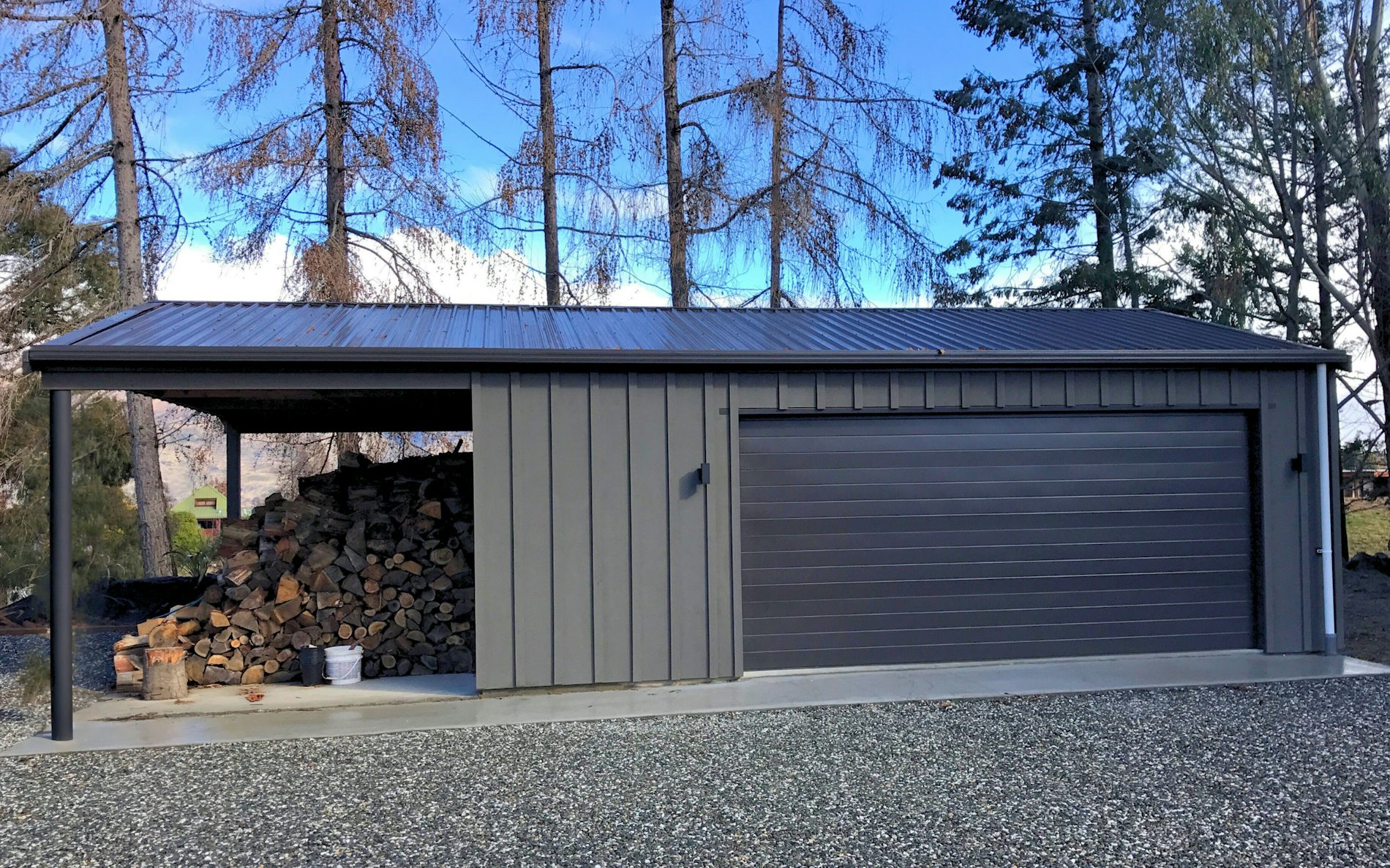 7.2 x 6.0m 2.4m stud custom double garage and carport