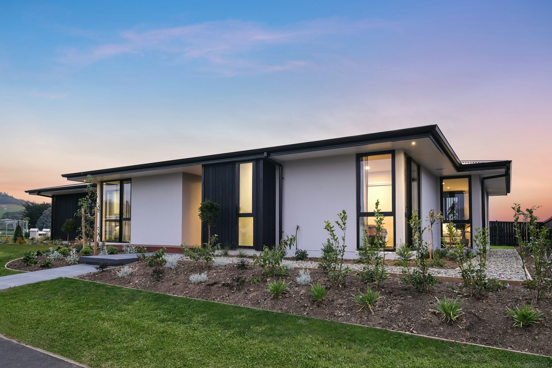 Floor size: 198m², 3 bedrooms