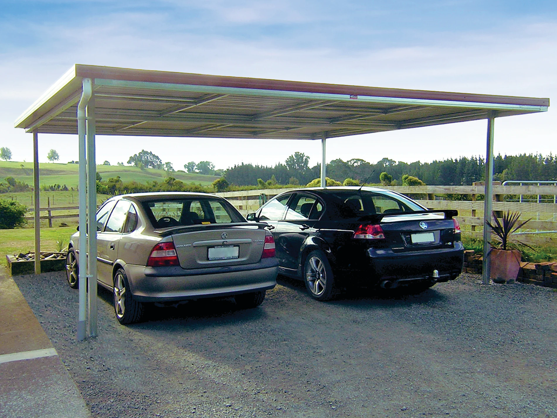 Carport Farmland Master wider RT No Plates