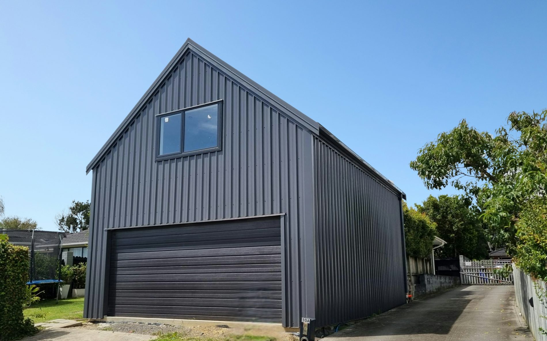 Garage with attached room 