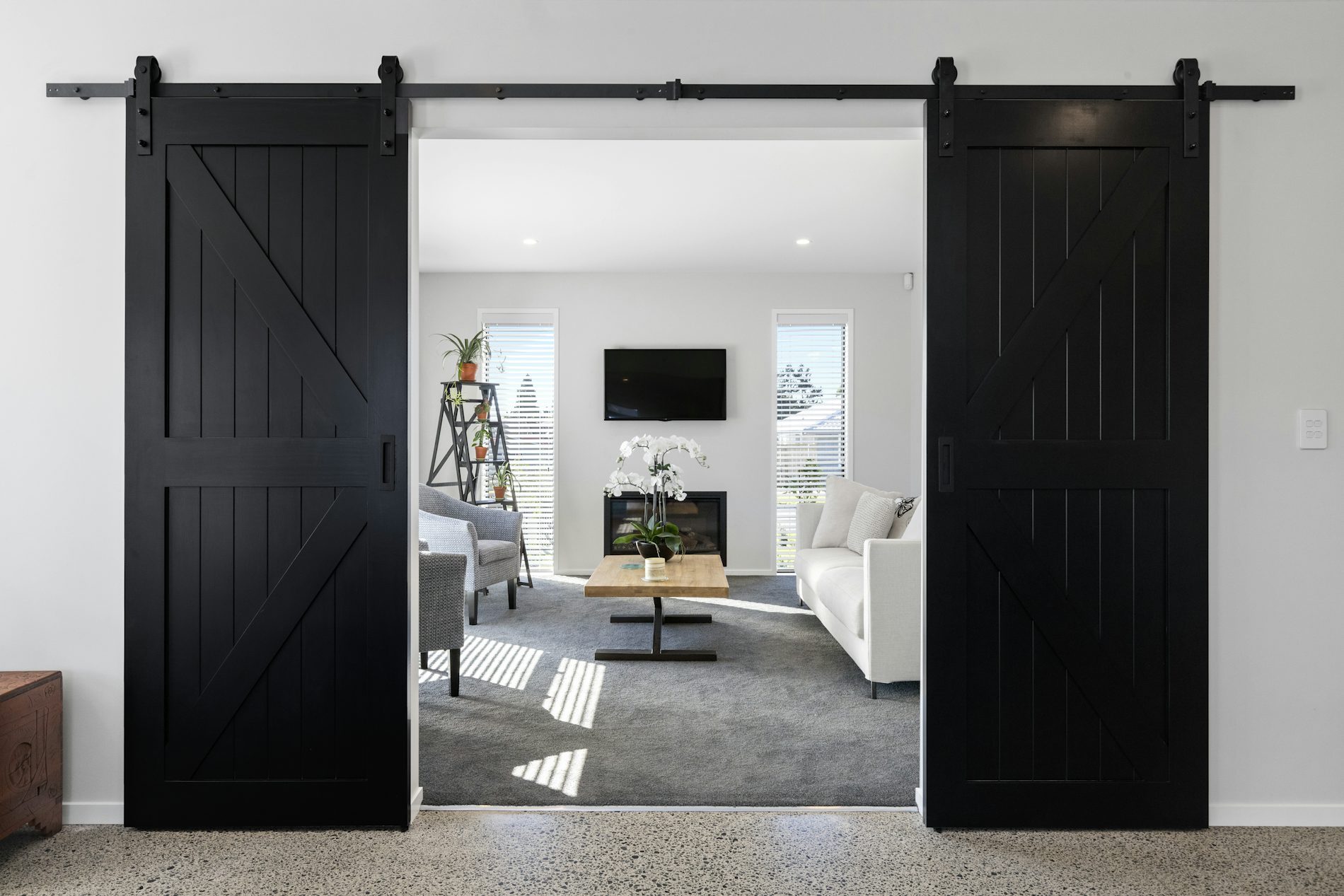 Floor size: 215m², 4 bedrooms