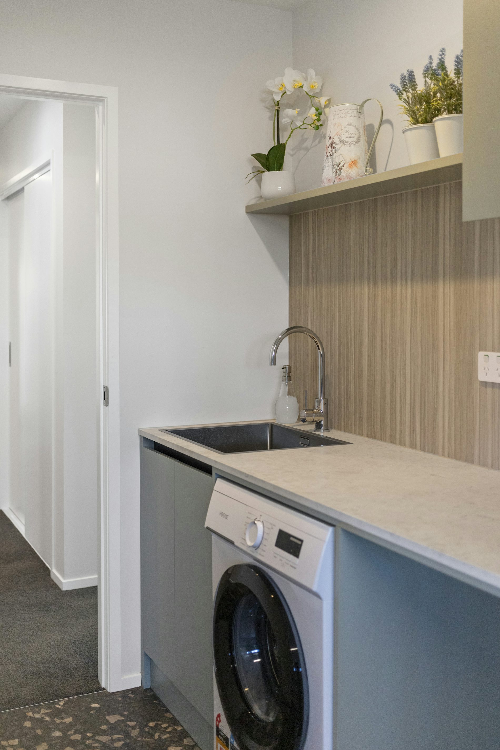 Floor size: 215m², 4 bedrooms