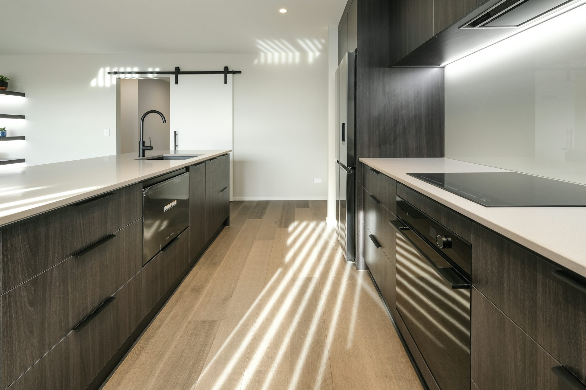 Floor size: 198m², 3 bedrooms