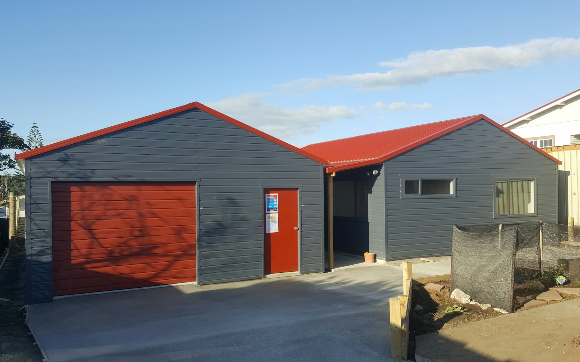 Matching 9m x 6m custom garage and sleepout