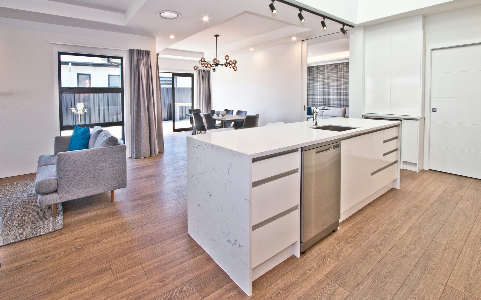 Rangitata,  Lifestyle Range, Floor size: 260m², 4 bedrooms, 2 bathrooms, 2 garages