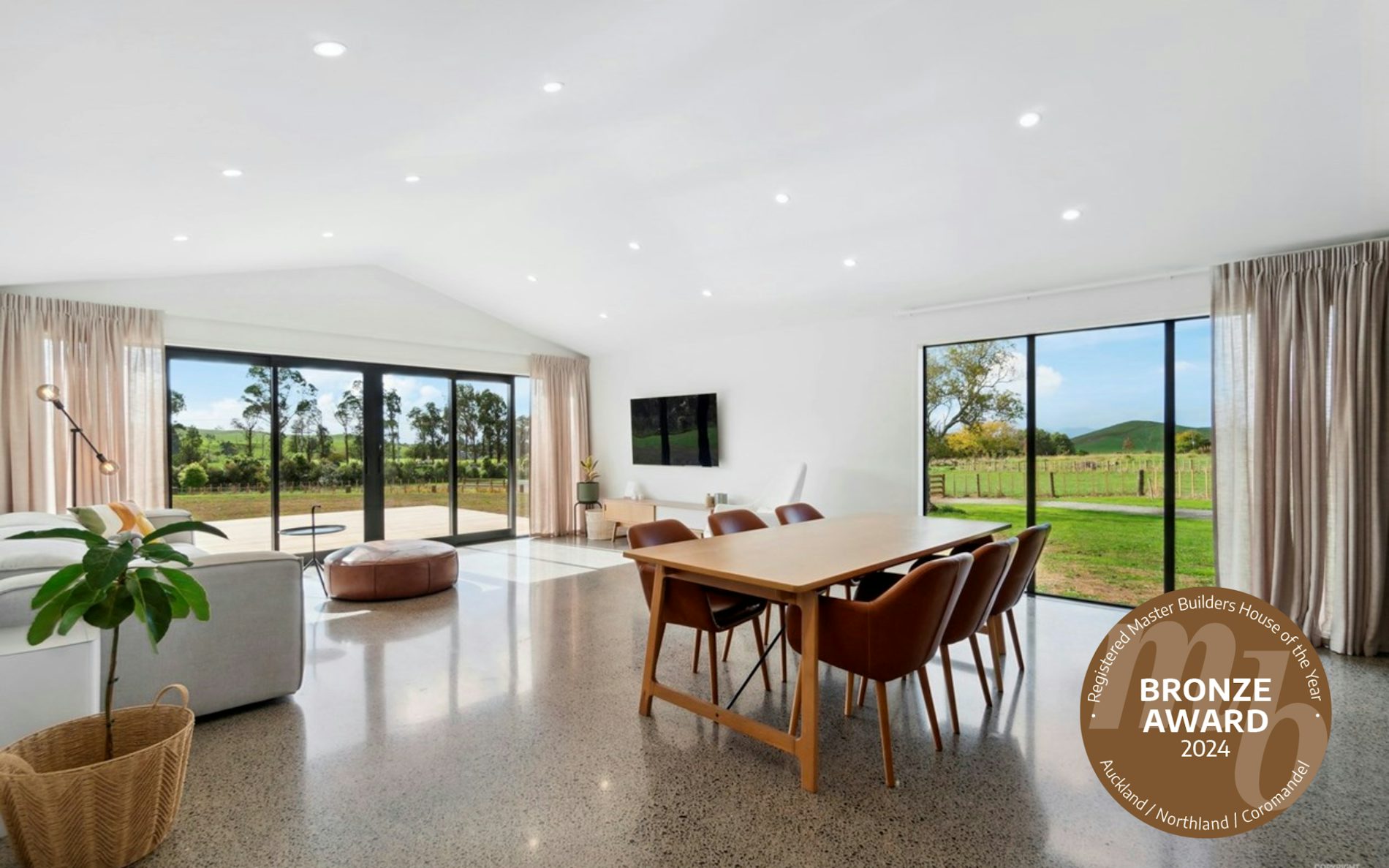 2024 Auckland / Northland / Coromandel House of the Year Winner – Design and build, 230sqm, 4 Bedrooms