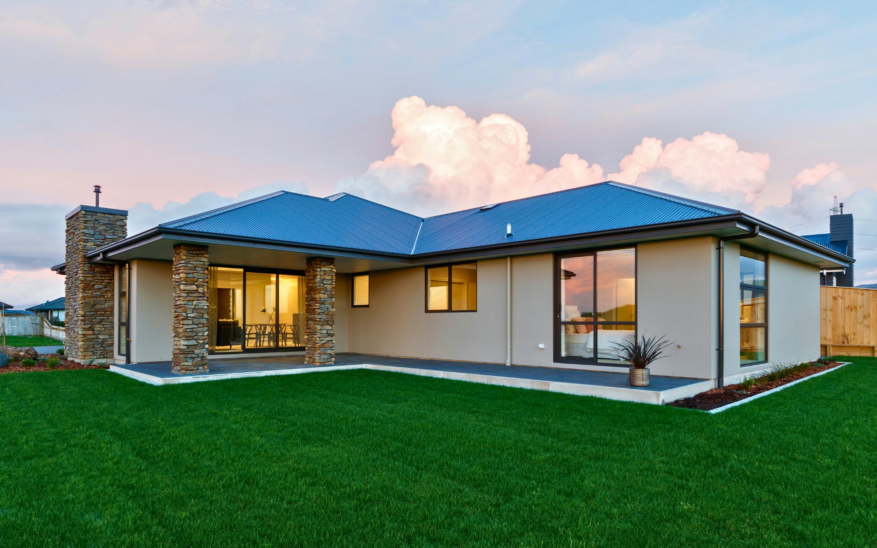 Modified Smith design from Family Range, 263m², 4 bedroom home