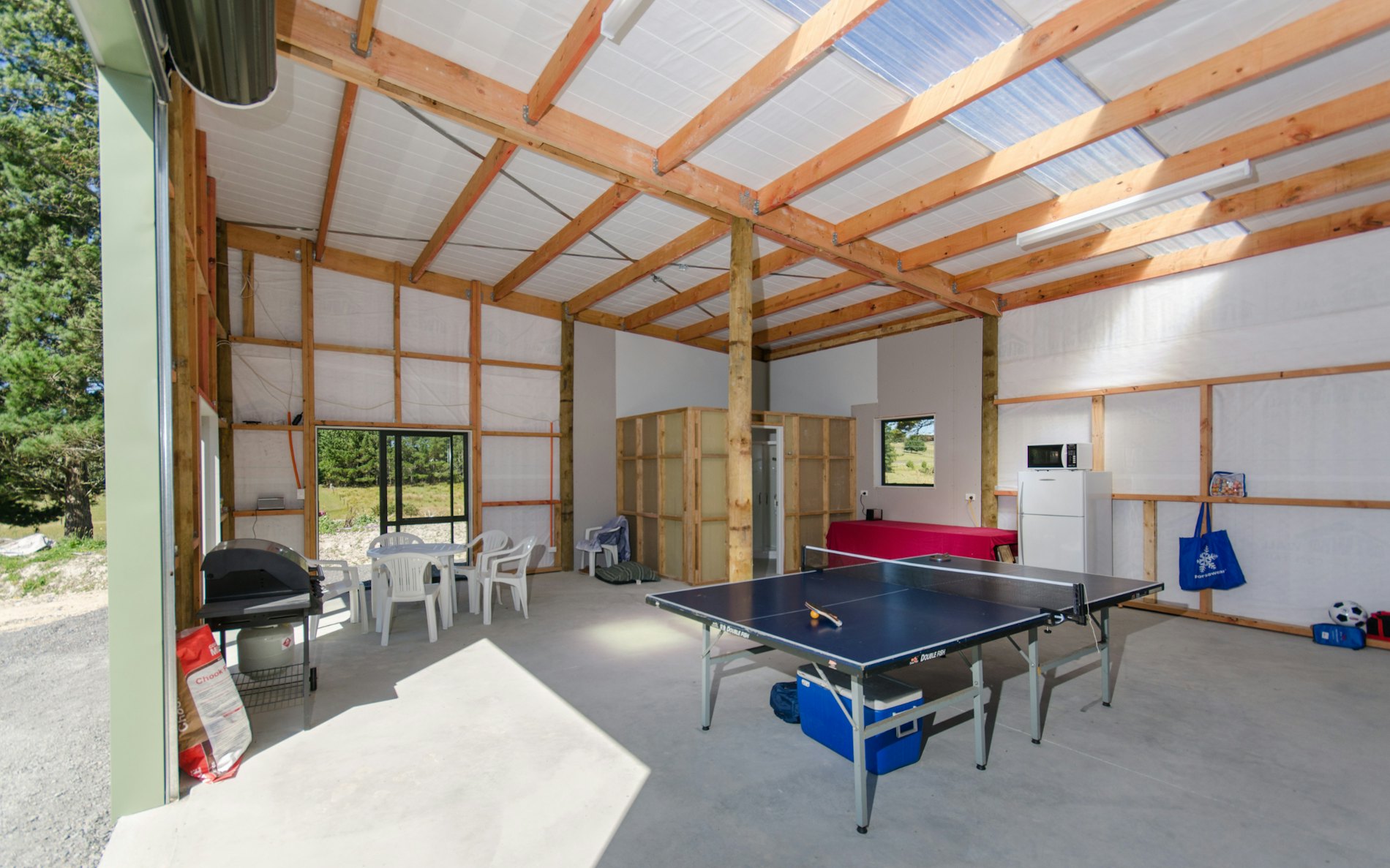 Stand-Tough™, 4.2mh x 8.95md x 16.8mw farm building