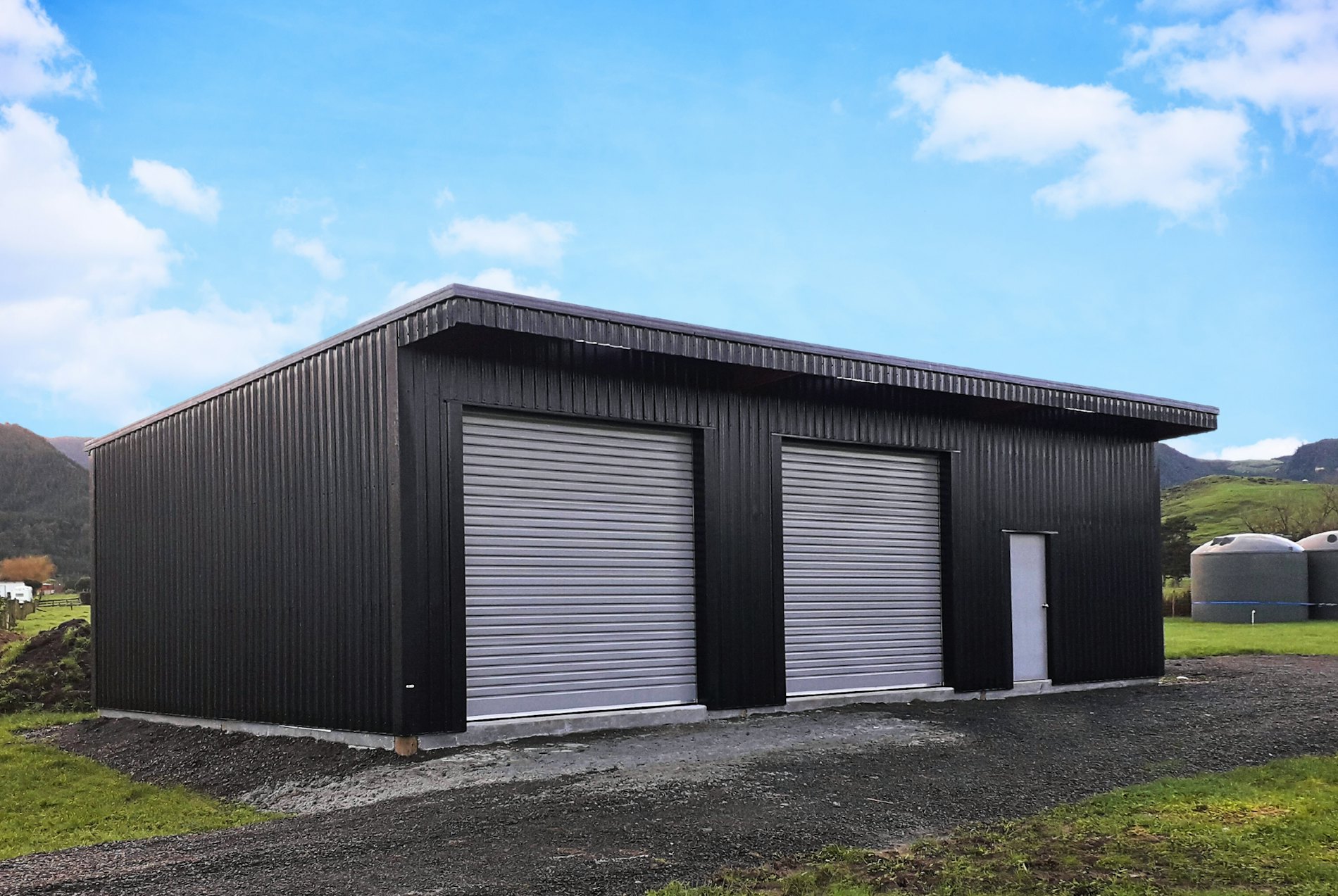 Stand Tough Lean-To Farm Building - 12.6m Long x 6.95m Deep x 3.6m High
