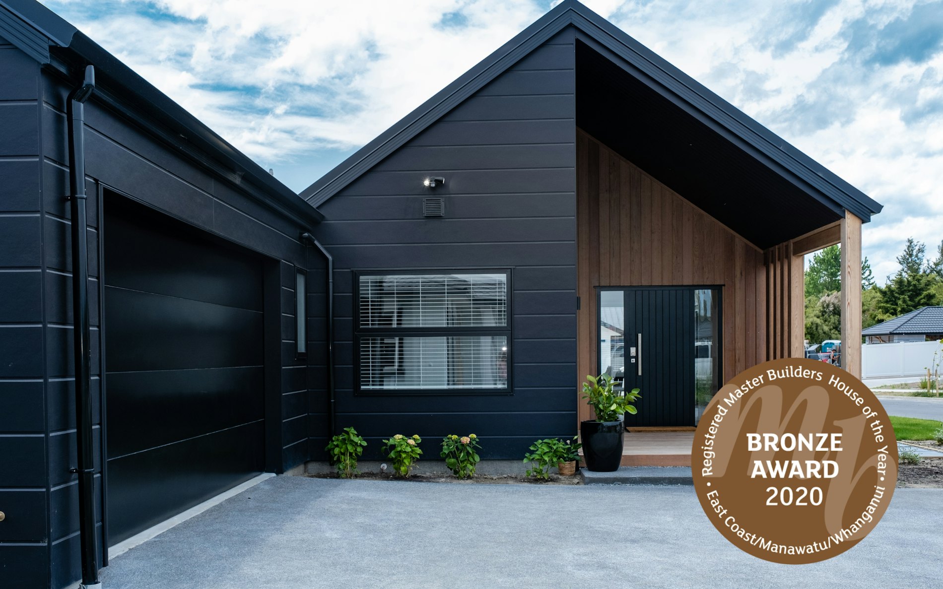 Regional Bronze Award 2020 - House of the year - Te Anau - Lifestyle Range