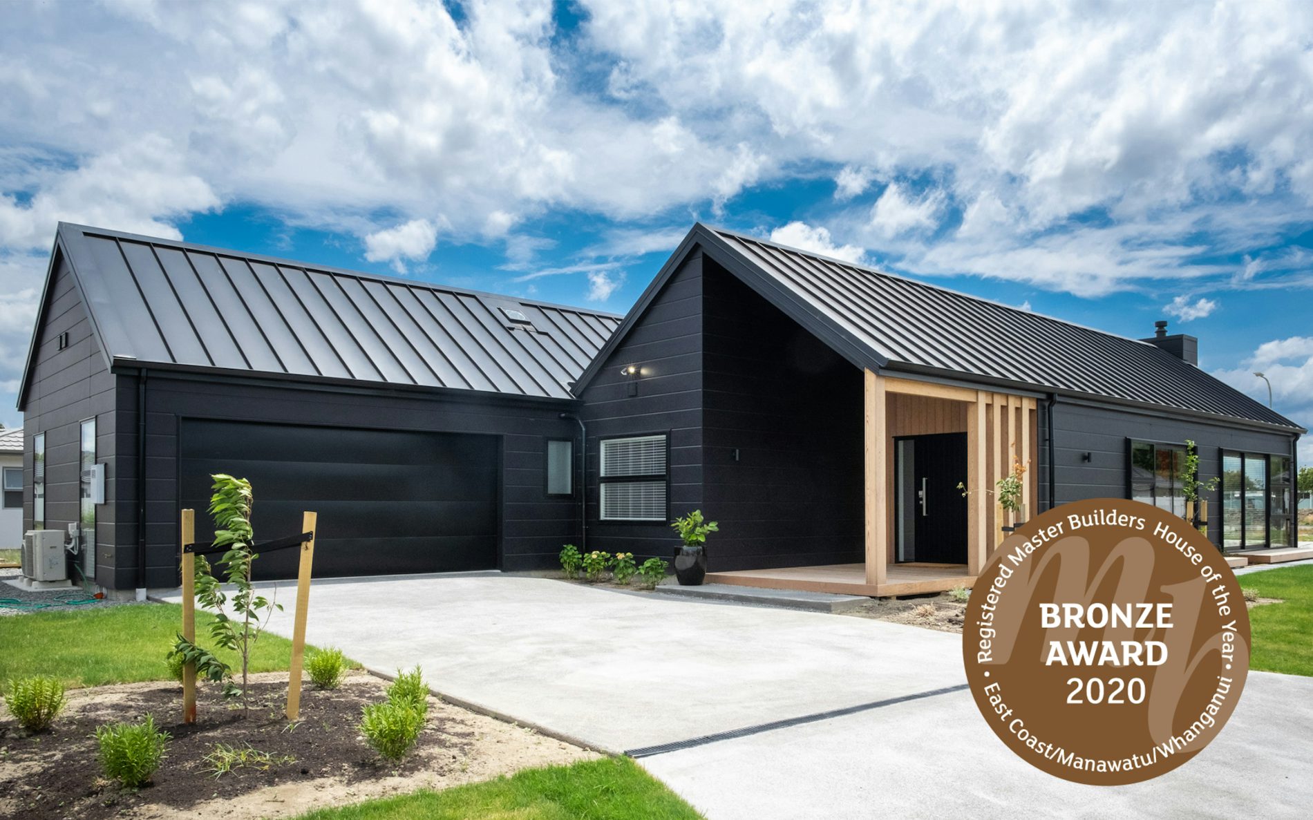 Regional Bronze Award 2020 - House of the year - Te Anau - Lifestyle Range