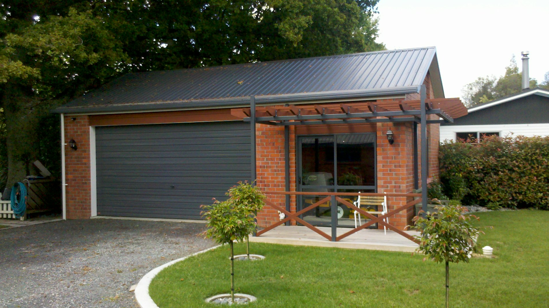 Large Garages & Extra Spaces Buildings Versatile