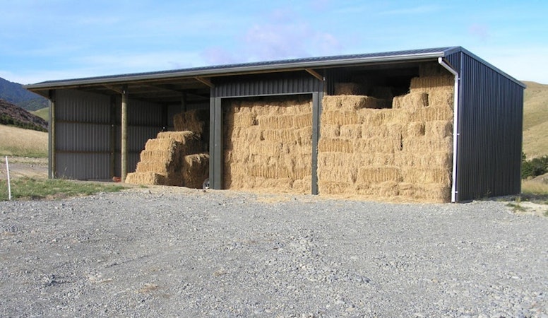 Lean-To Farm Buildings Versatile